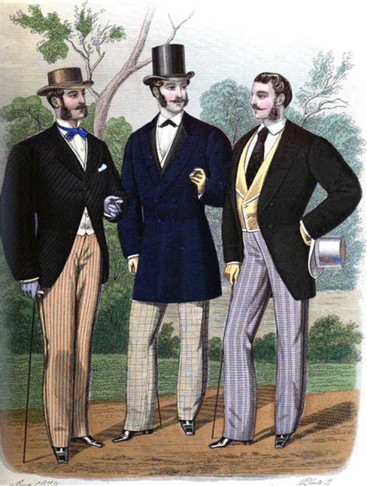 What did Victorian men wear to a ball?